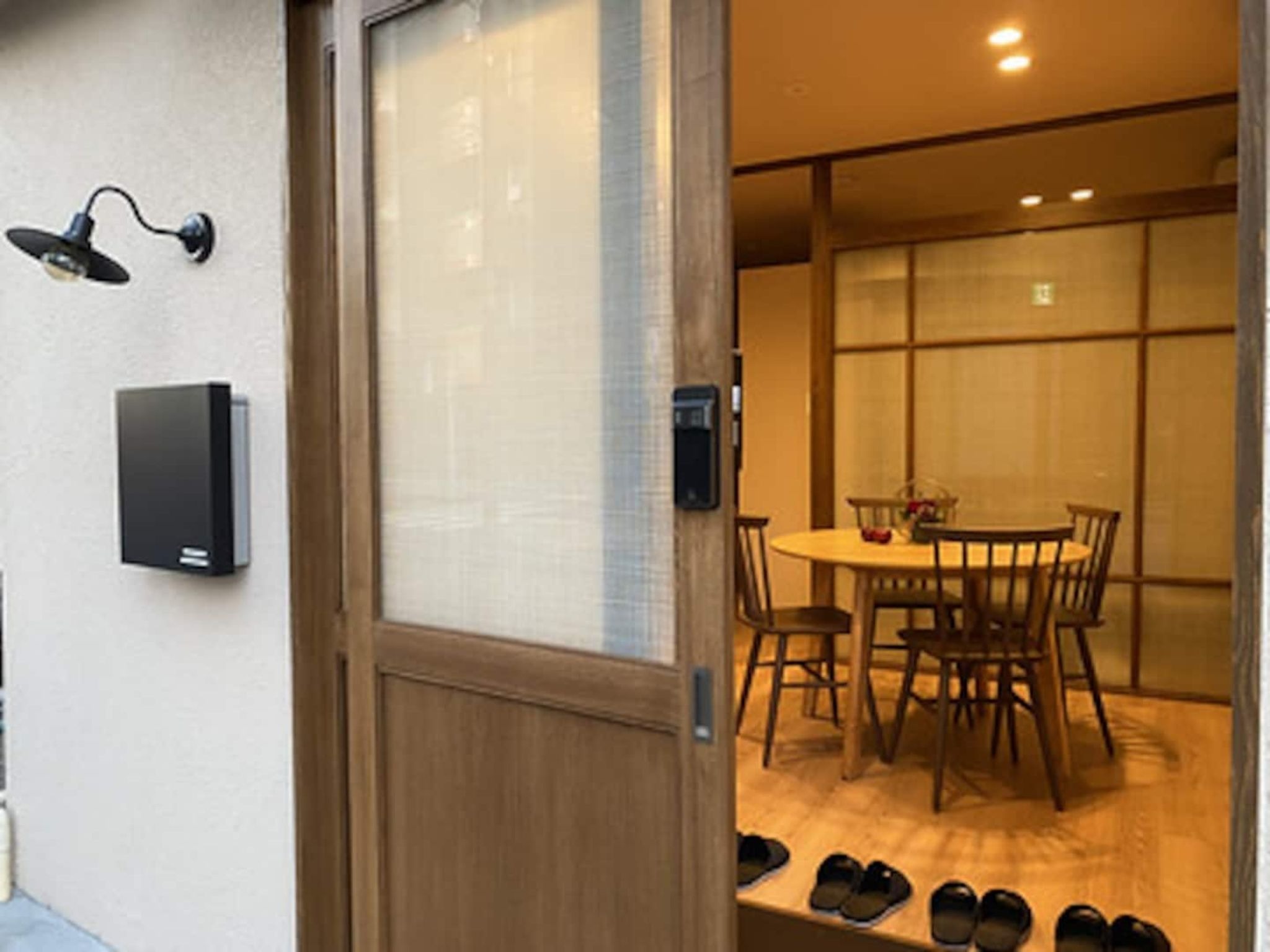 新しいモダンな日本のゲストハウス(家庭用Wi - Fi付き)