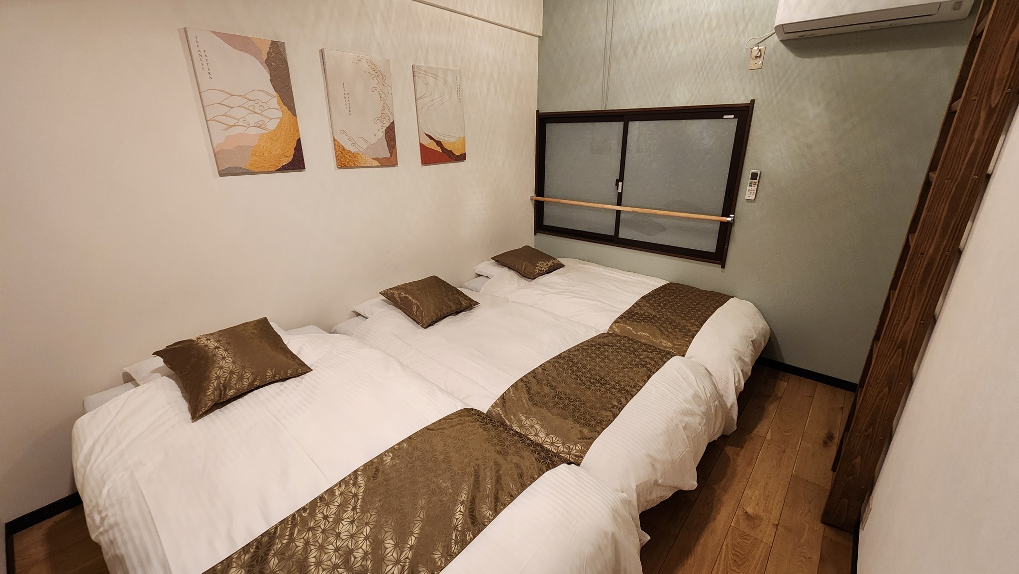 Bedroom C 3 single beds