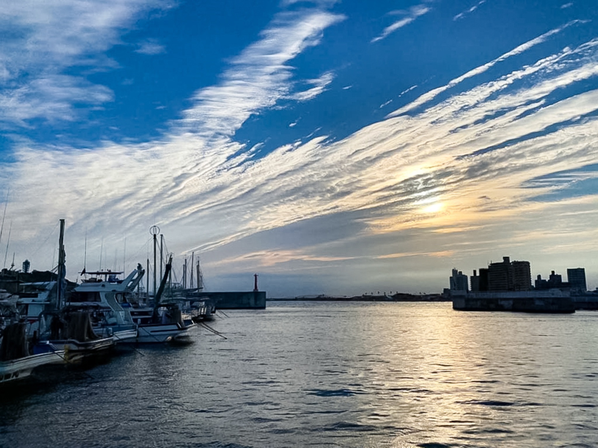 ・【周辺情報】どこか懐かしい気持ちにさせる古都鎌倉の漁師町