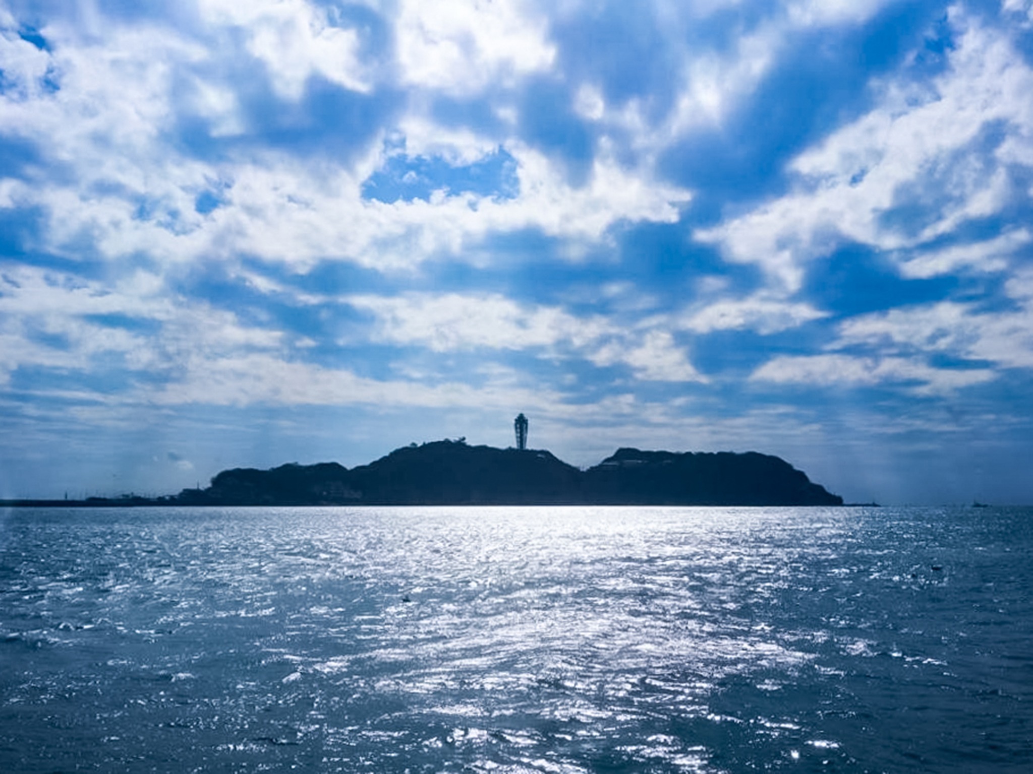 ・【周辺情報】日頃の喧騒を忘れてゆっくりと海を眺める贅沢な時間