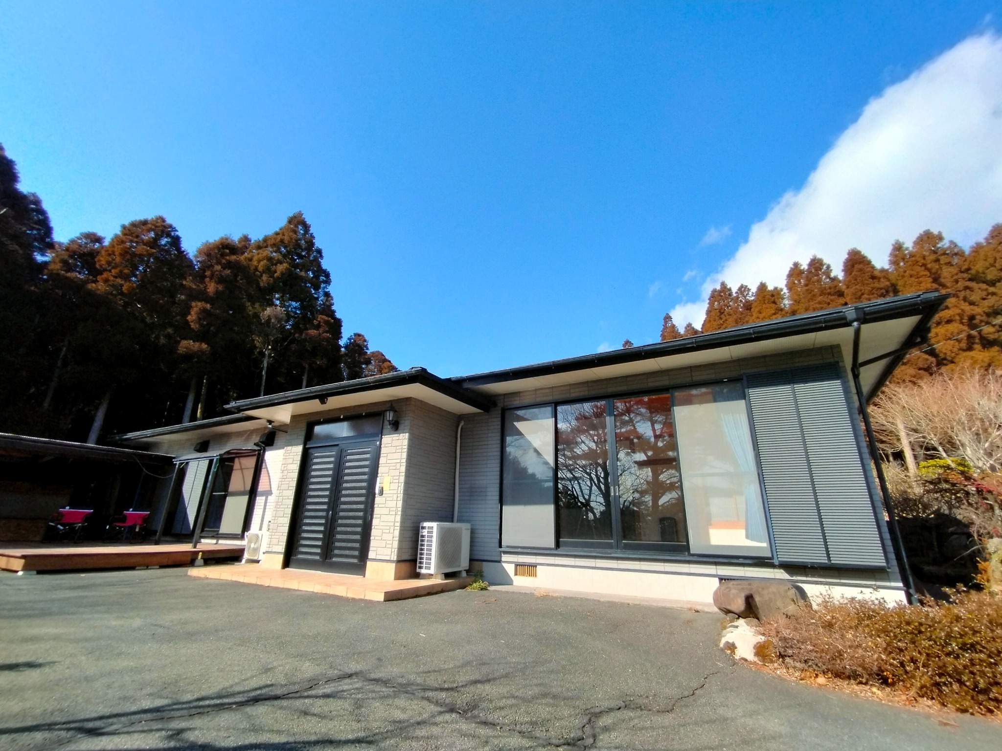 空の彩りをテラスで 一棟貸切りの宿 瀬の本テラス ^のnull
