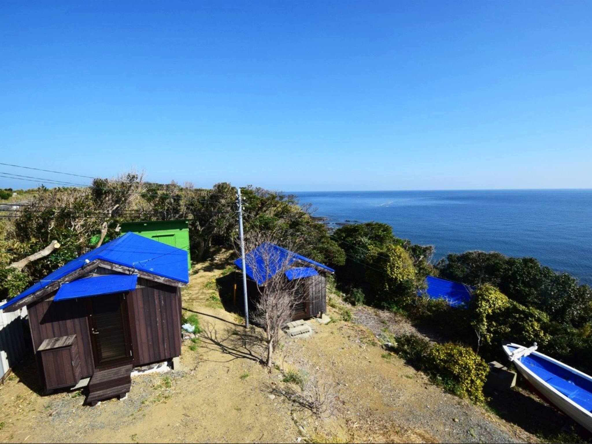 ・【バンガロー1号棟・2号棟・3号棟】天気のいい日は美しい海を眺めることができます