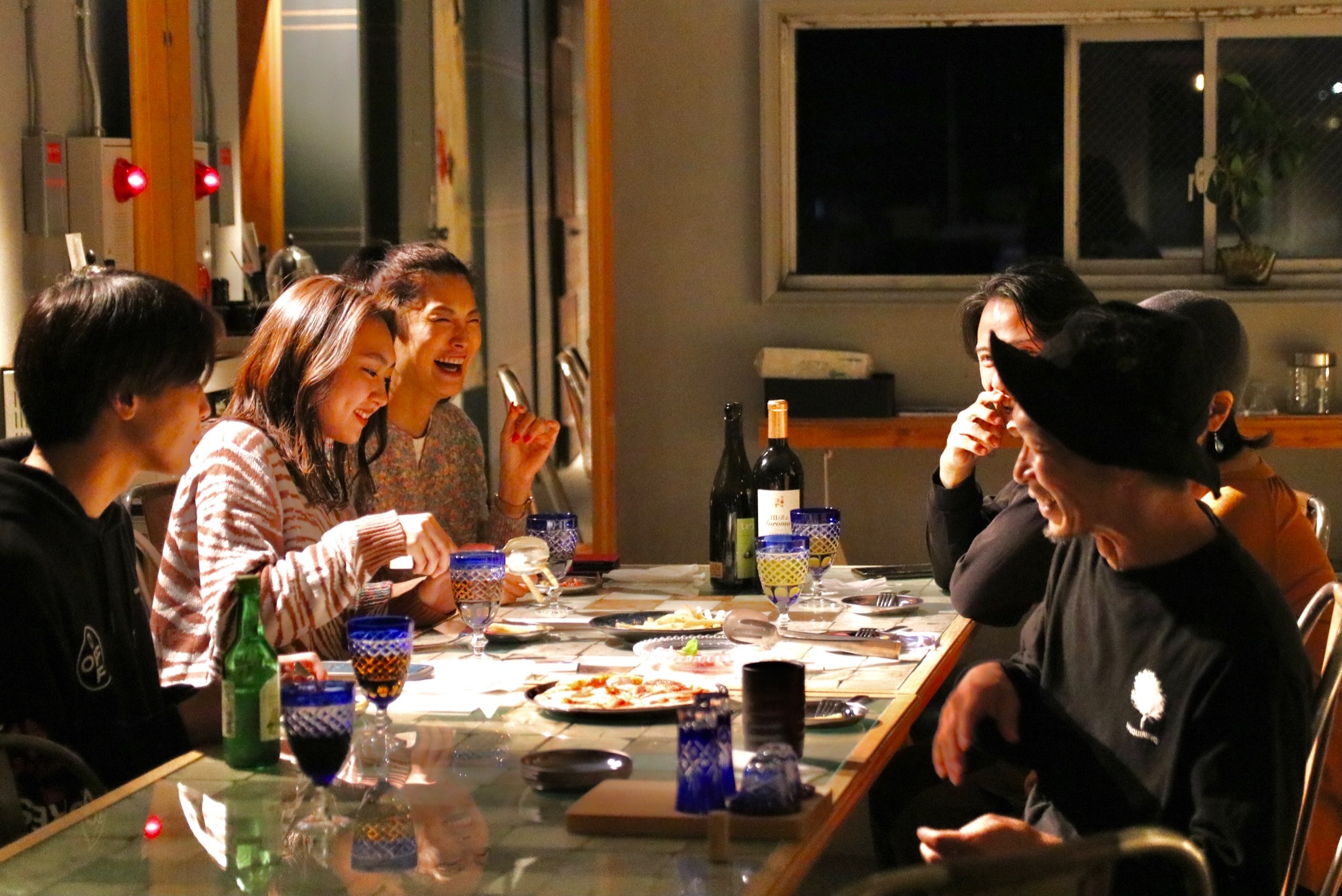 錦市場などで、京都グルメを買ってきて、賑やかにホームパーティーなどいかがでしょう??