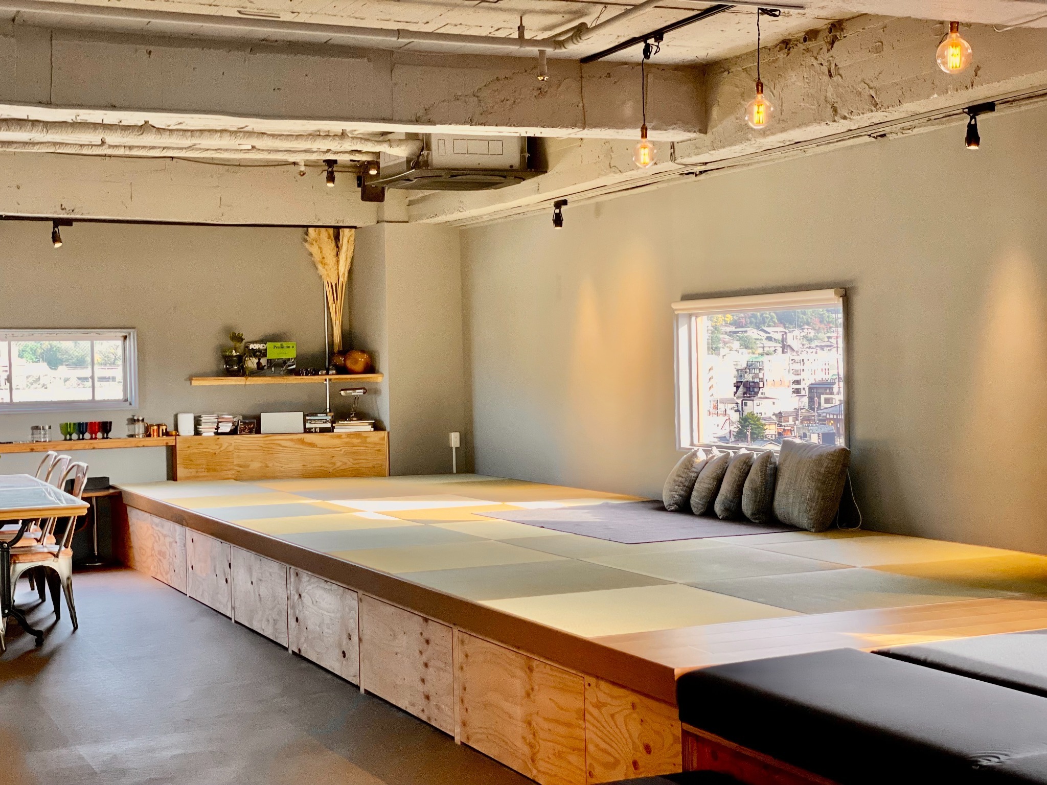 祇園四条駅1分 八坂神社、知恩院、鴨川や清水寺、南座、京都タワーを一望できる  10名宿泊可能、『団欒』をテーマとした1日1組限定のコンドミニアムタイプの貸切り宿。