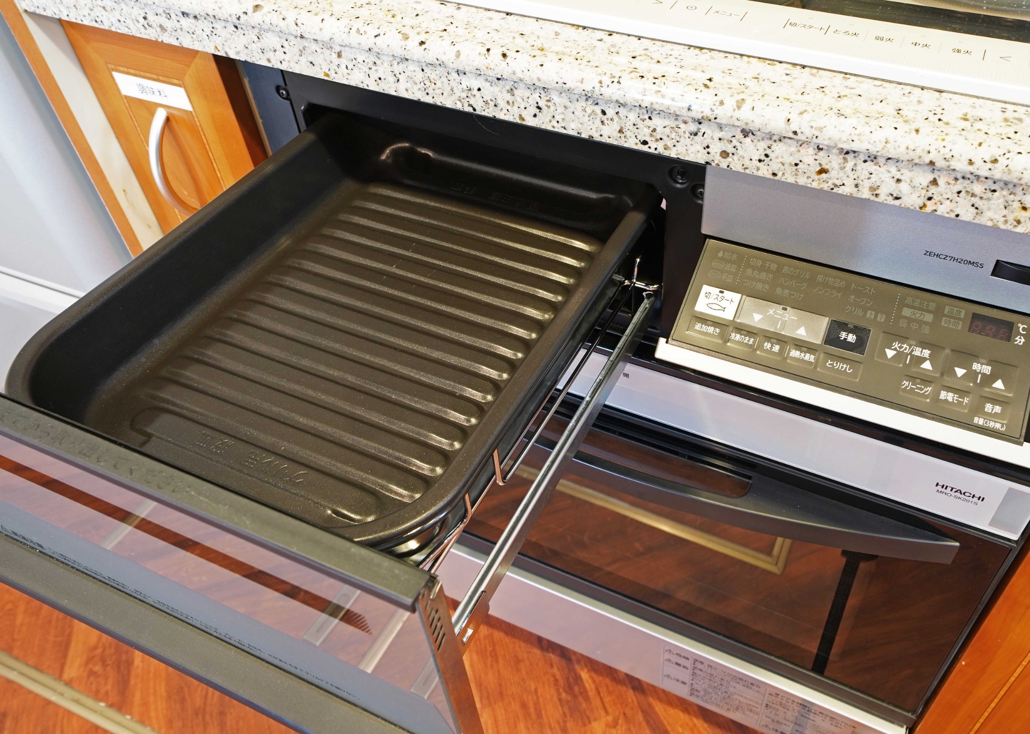 オーブンやトースター期機能もある多機能グリル