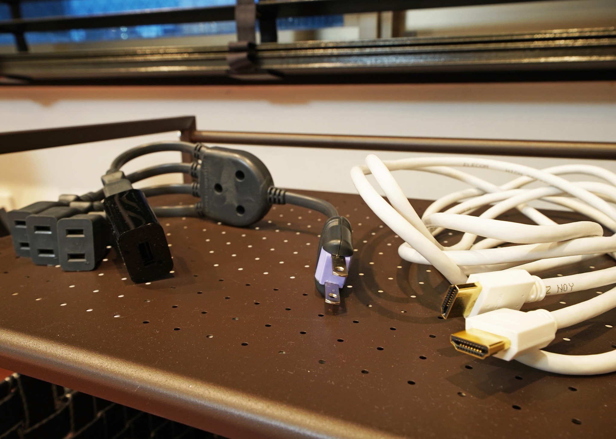 HDMIケーブル、延長ケーブルあります