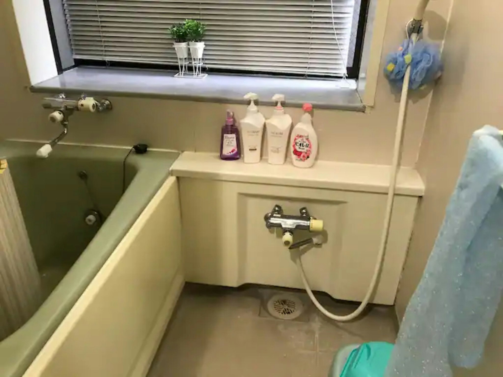 family home 一階洋室、リニューアル快適な区間熊本駅徒歩15分繁華街上下通徒歩8分交通便利