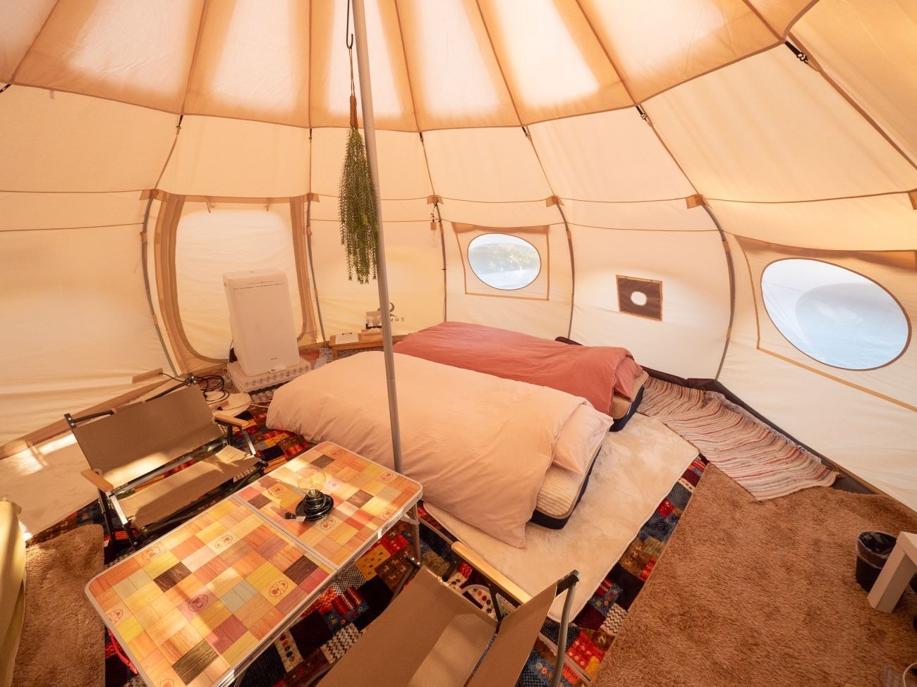 グランピング テント内観