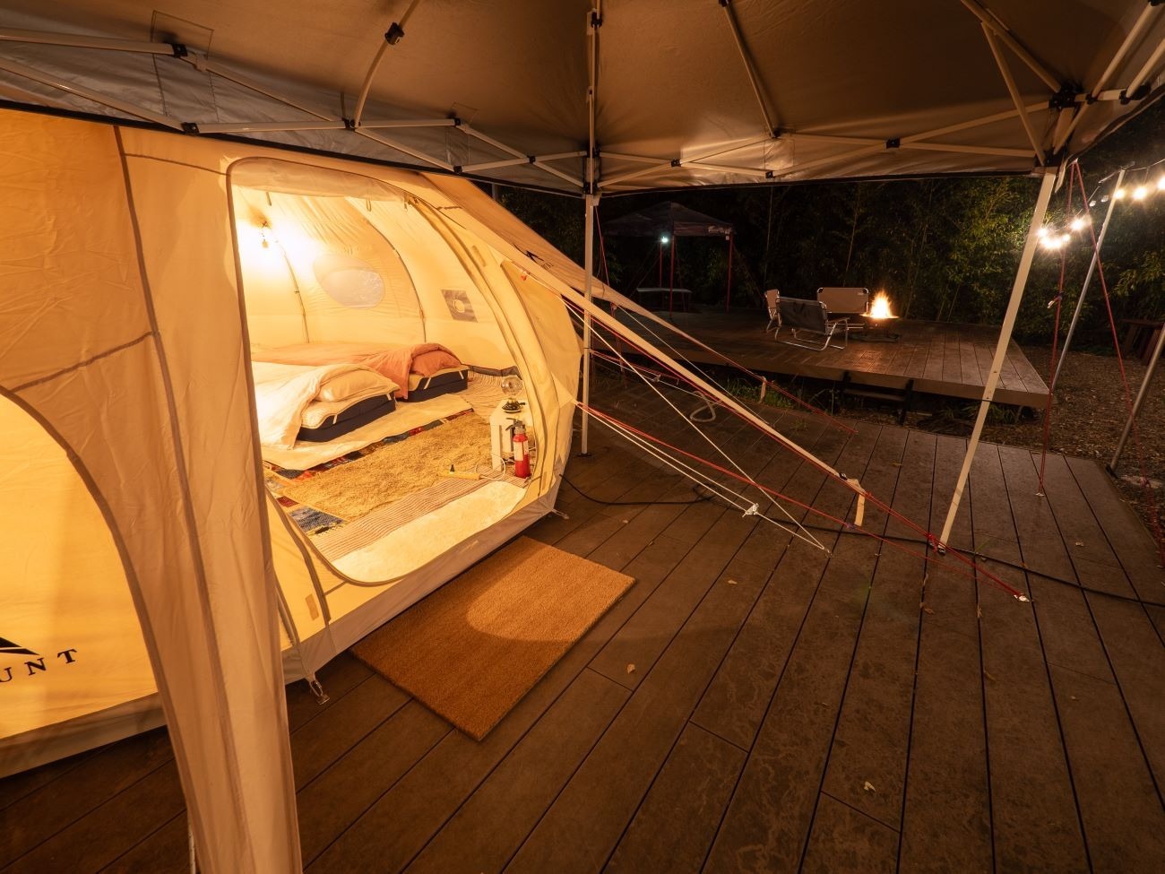 グランピング テント入口