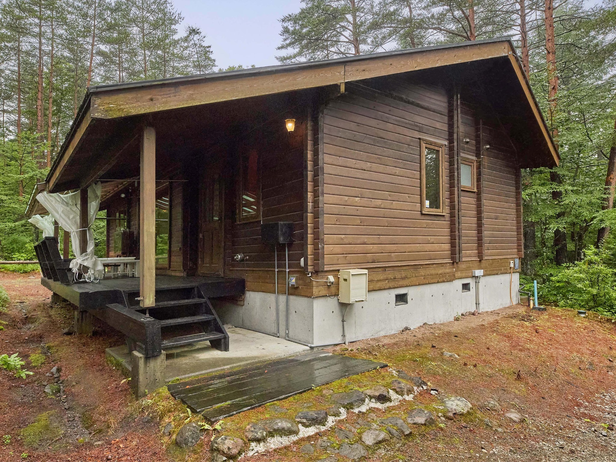 ・【アン】5名様まで宿泊可能。全室ベッドルーム対応のログ調コテージです