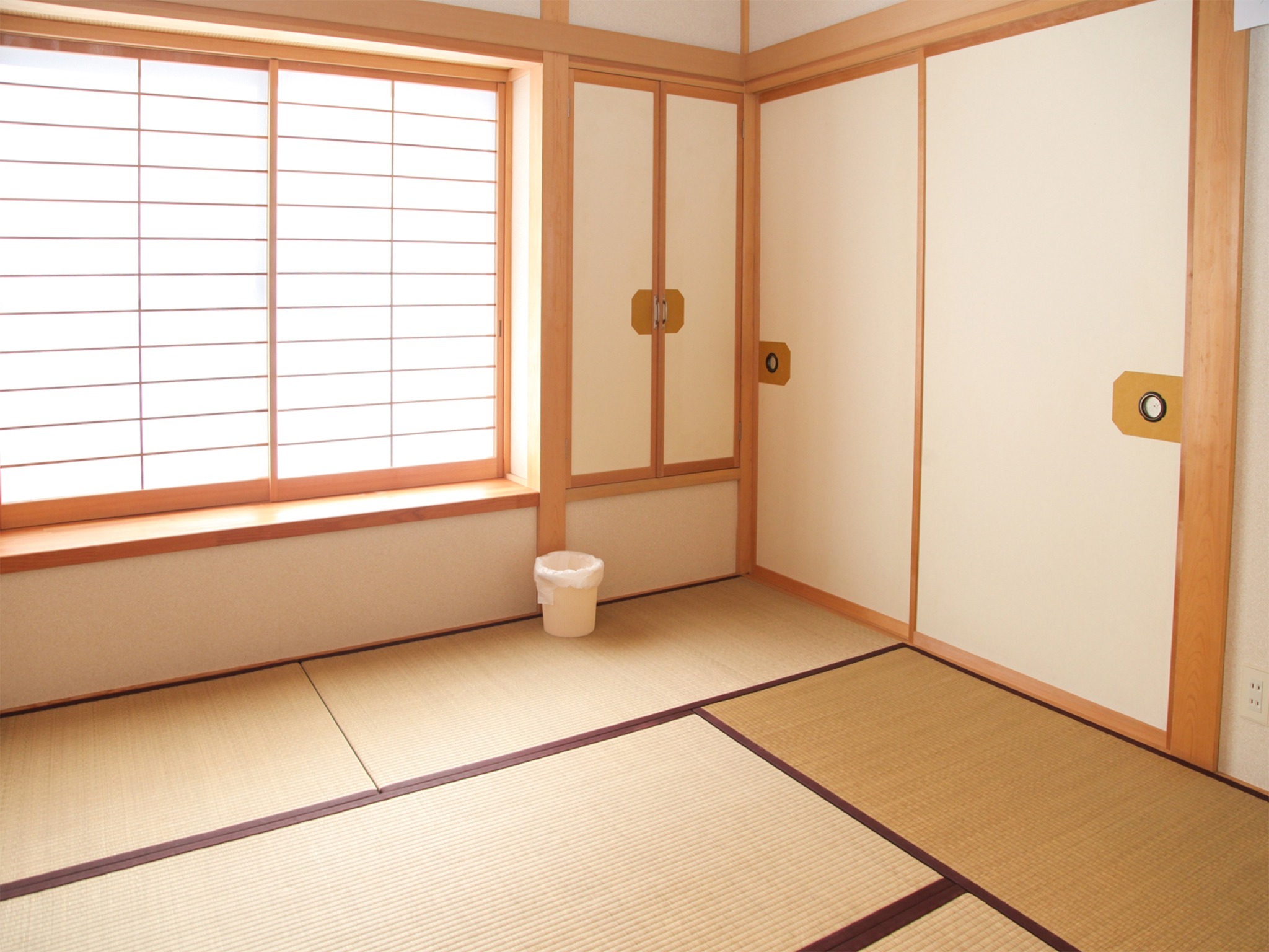 ・アリエッティ 寝室となる和室は2部屋ございます。