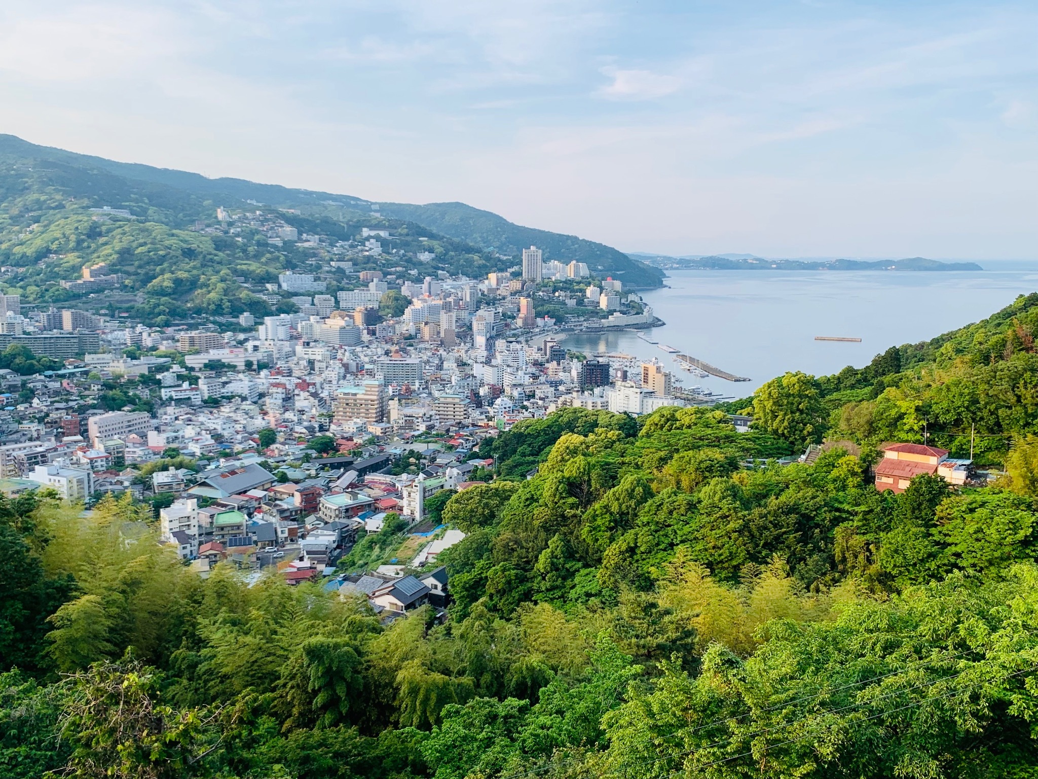 熱海の海、街並み、花火を一望できるヴィラ