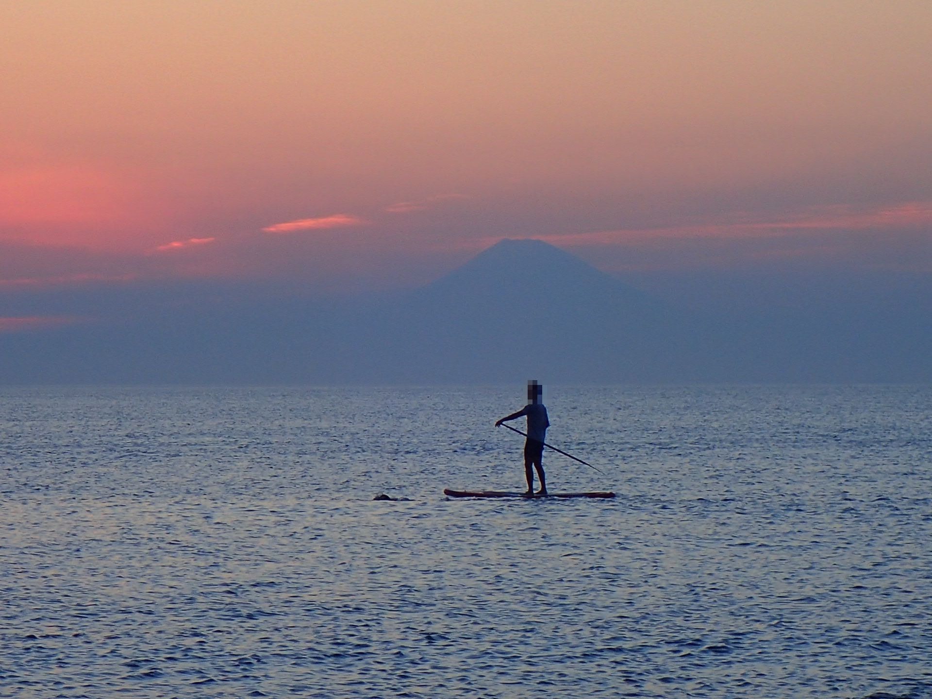 サップで琵琶湖を感じて下さい。
