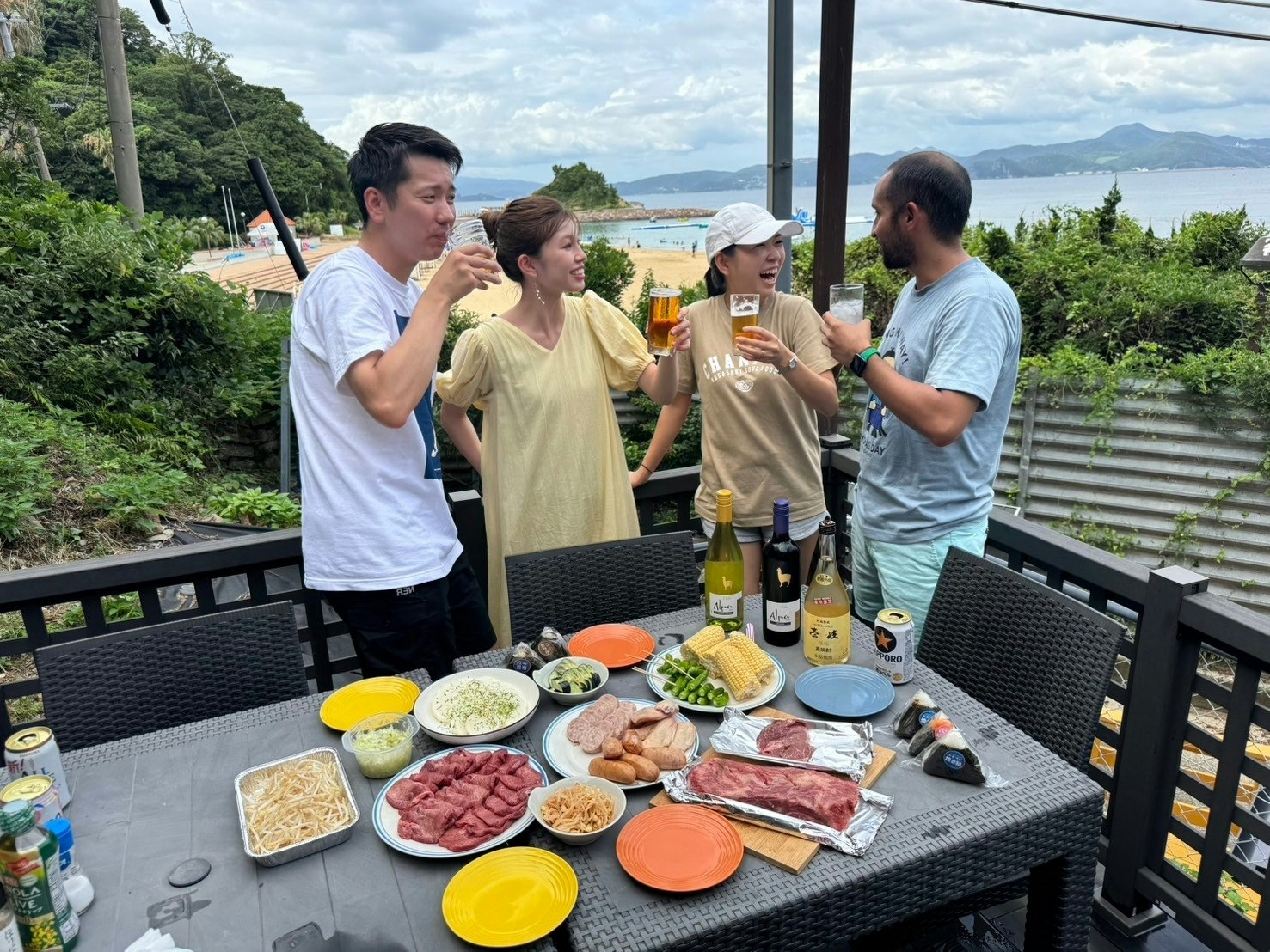 「伊王島ビーチハウス」総檜造りログサウナ付き(定員8名)