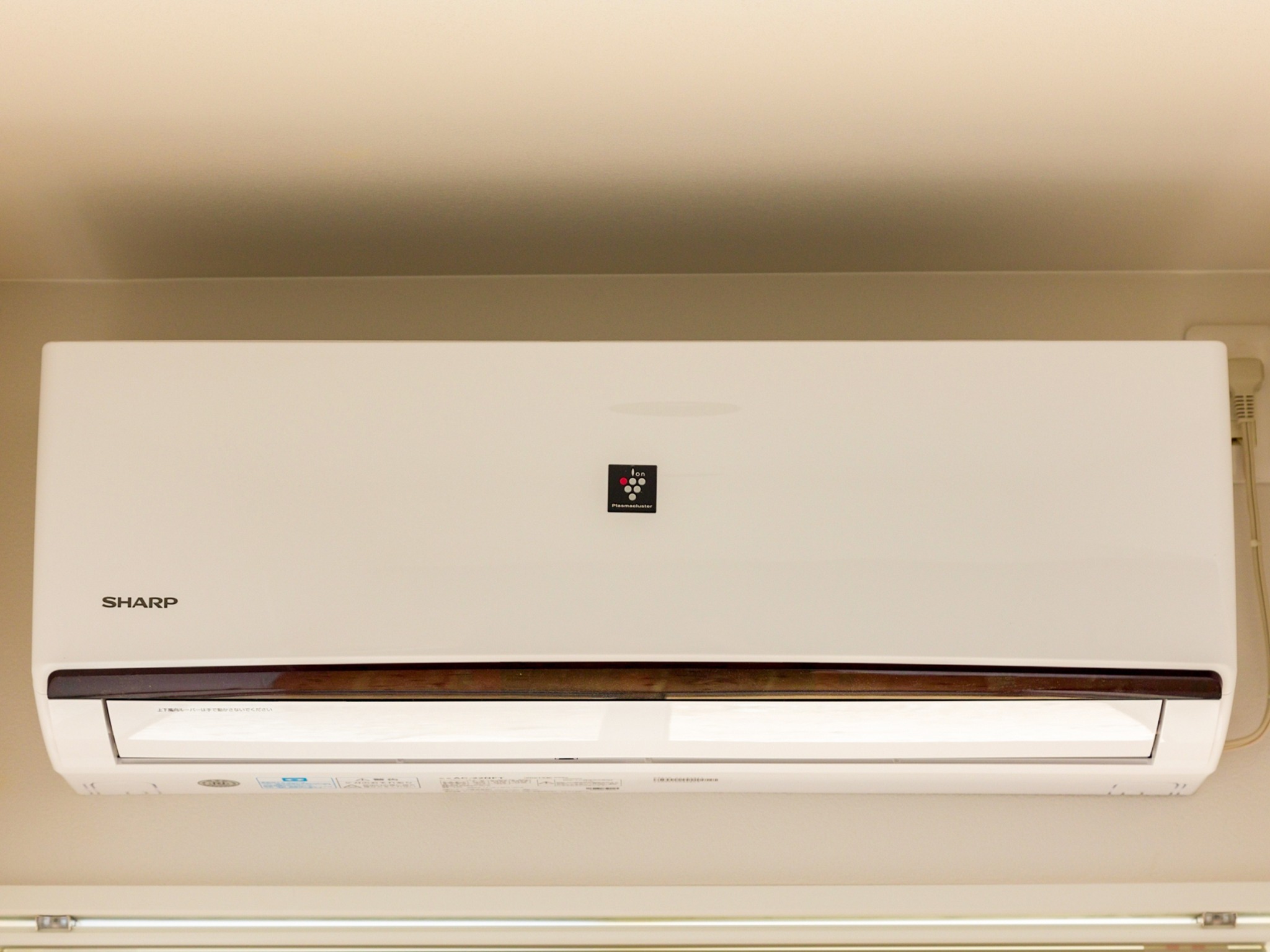 ・各部屋ごとに個別空調を完備