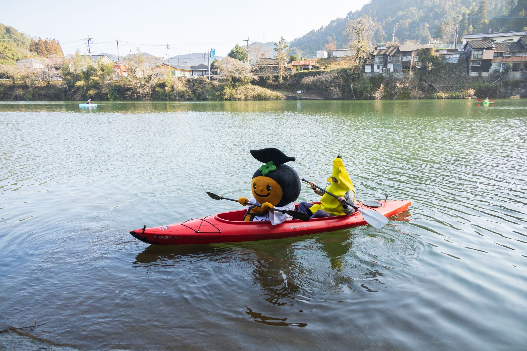 筑後川で楽しむカヌー!柿の妖精も(  艸`)