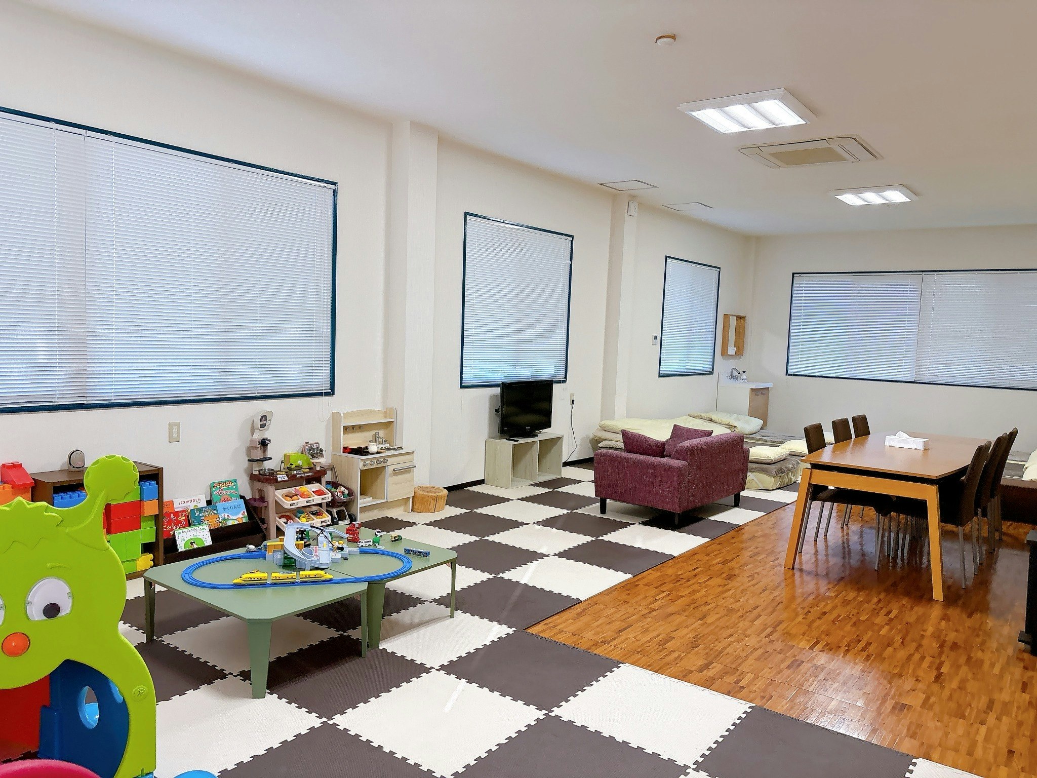 【6名部屋】カモミールルーム