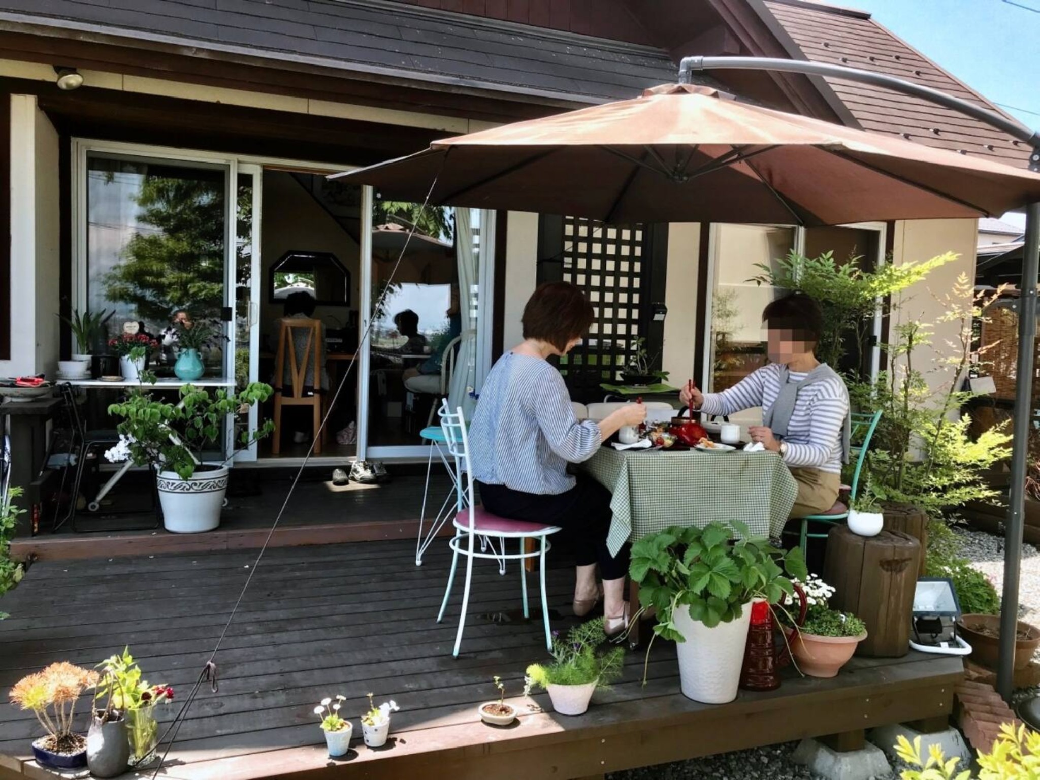 おわらの里、富山県八尾町の高台にある離れの住まい「わくわく」。お食事の提供可能(別料金)。