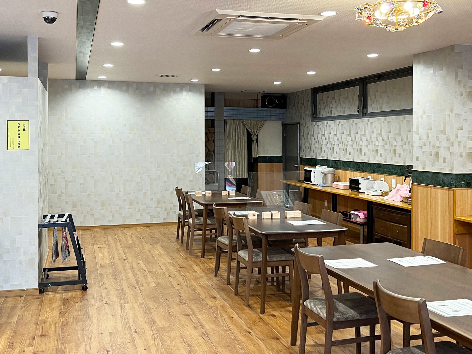 【シングルルーム(禁煙)】JR三原駅徒歩3分☆ビジネスにも観光にも最適♪素泊まりプラン