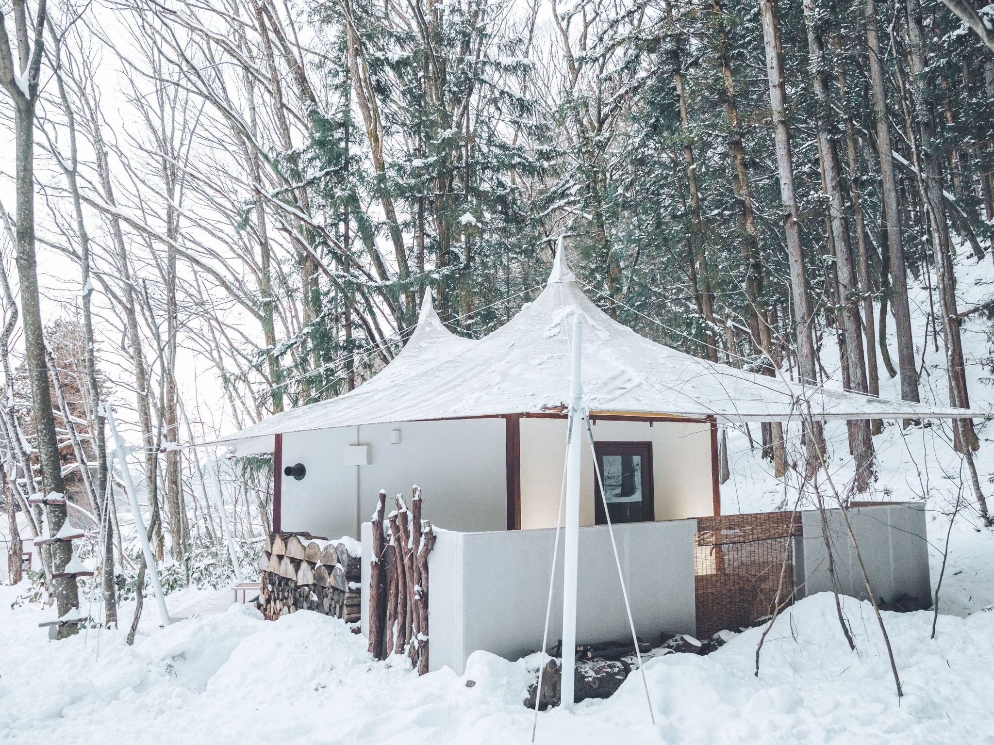 【2食付】信州の森の中で四季と食を感じながらグランピングヒューメ/ダブル+シングル