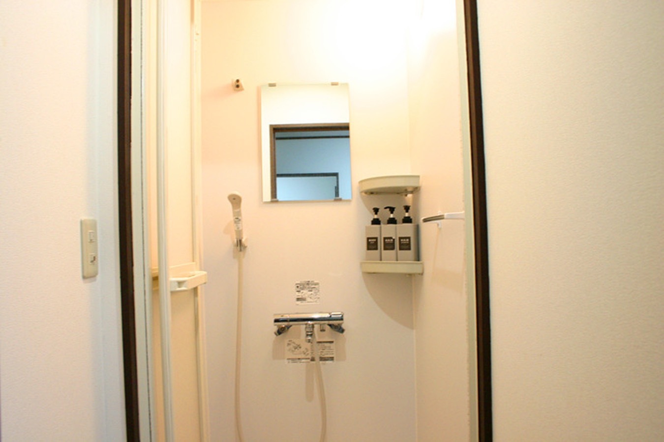 シャワー個室