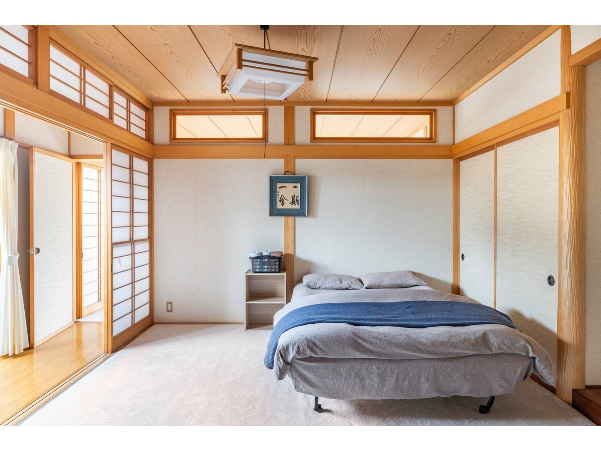 1階寝室1ダブルベッド
