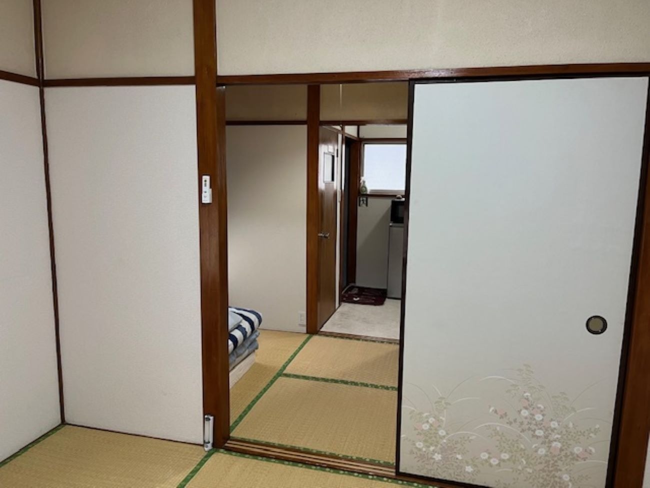 (202号) 2部屋(6+3畳) 布団