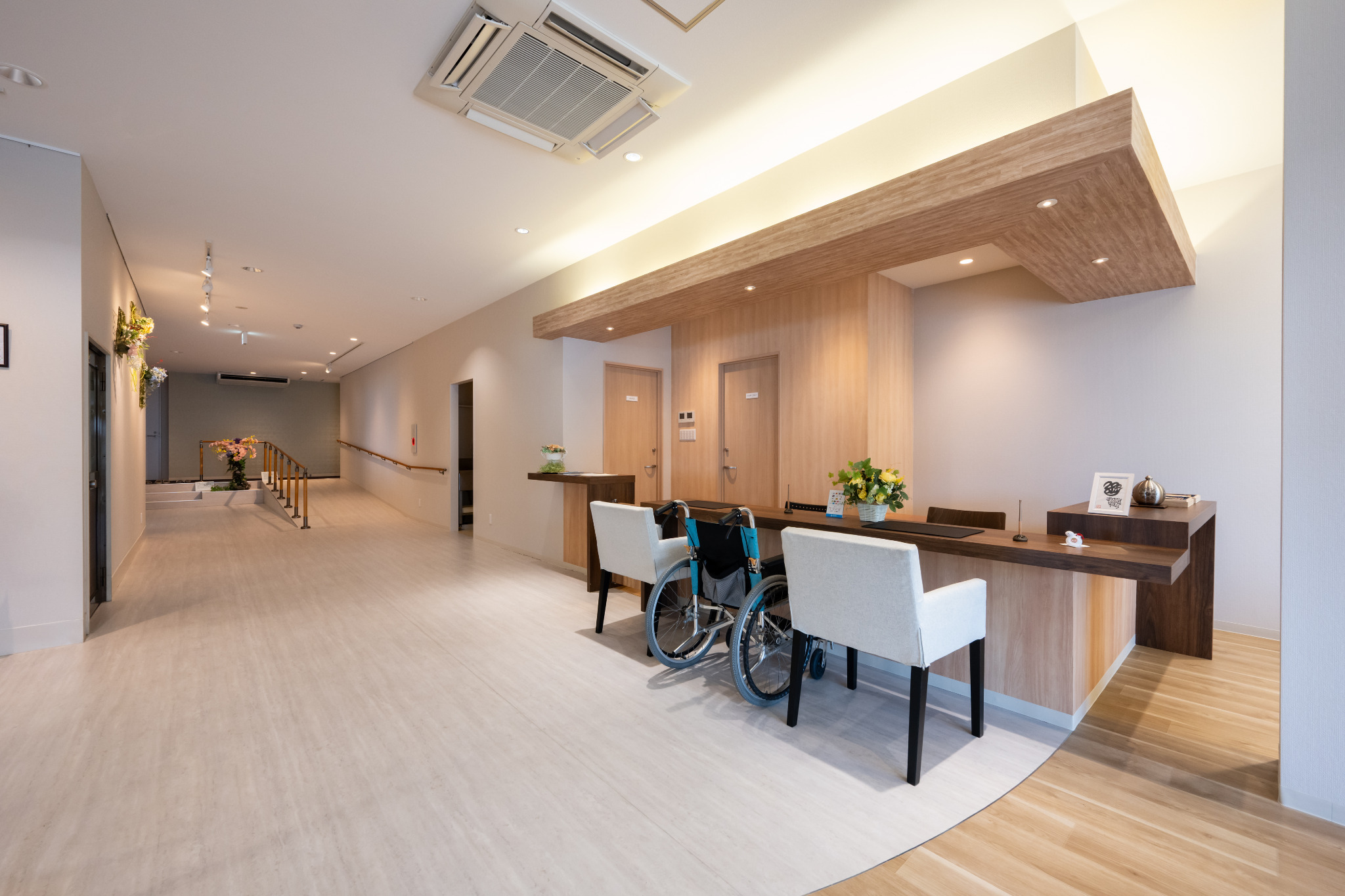 片添ヶ浜海水浴場の向かい(道路を挟んで)|和室・別室2室ルーム