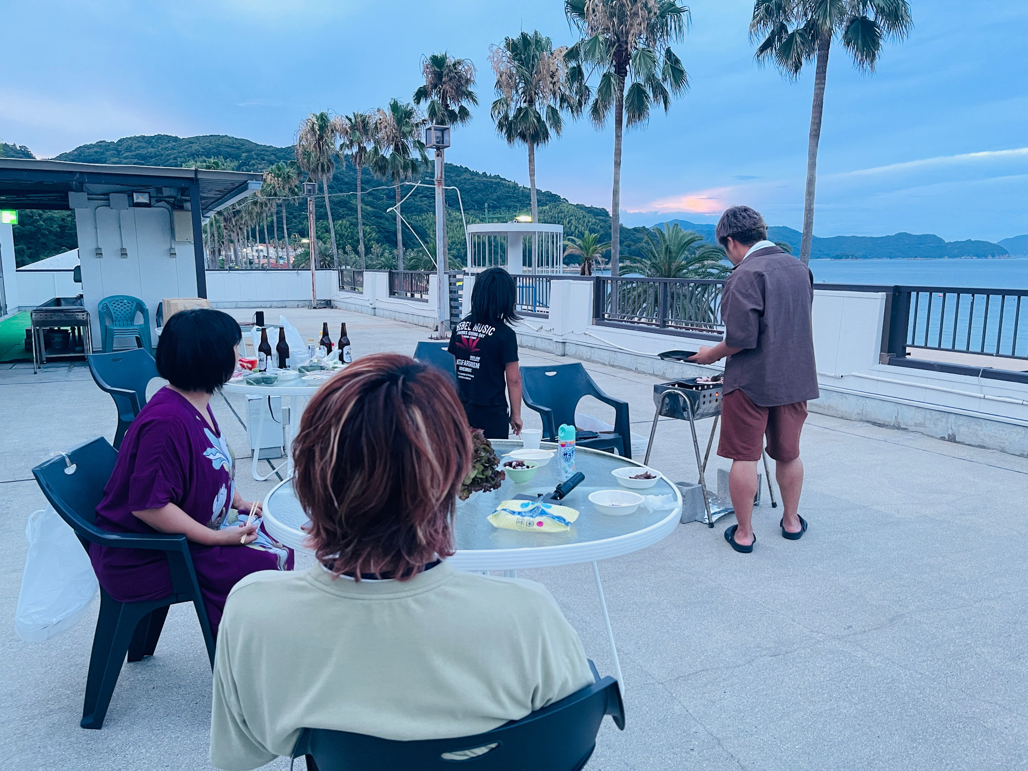 【片添ヶ浜海水浴場目の前!】和室9.5畳+板の間