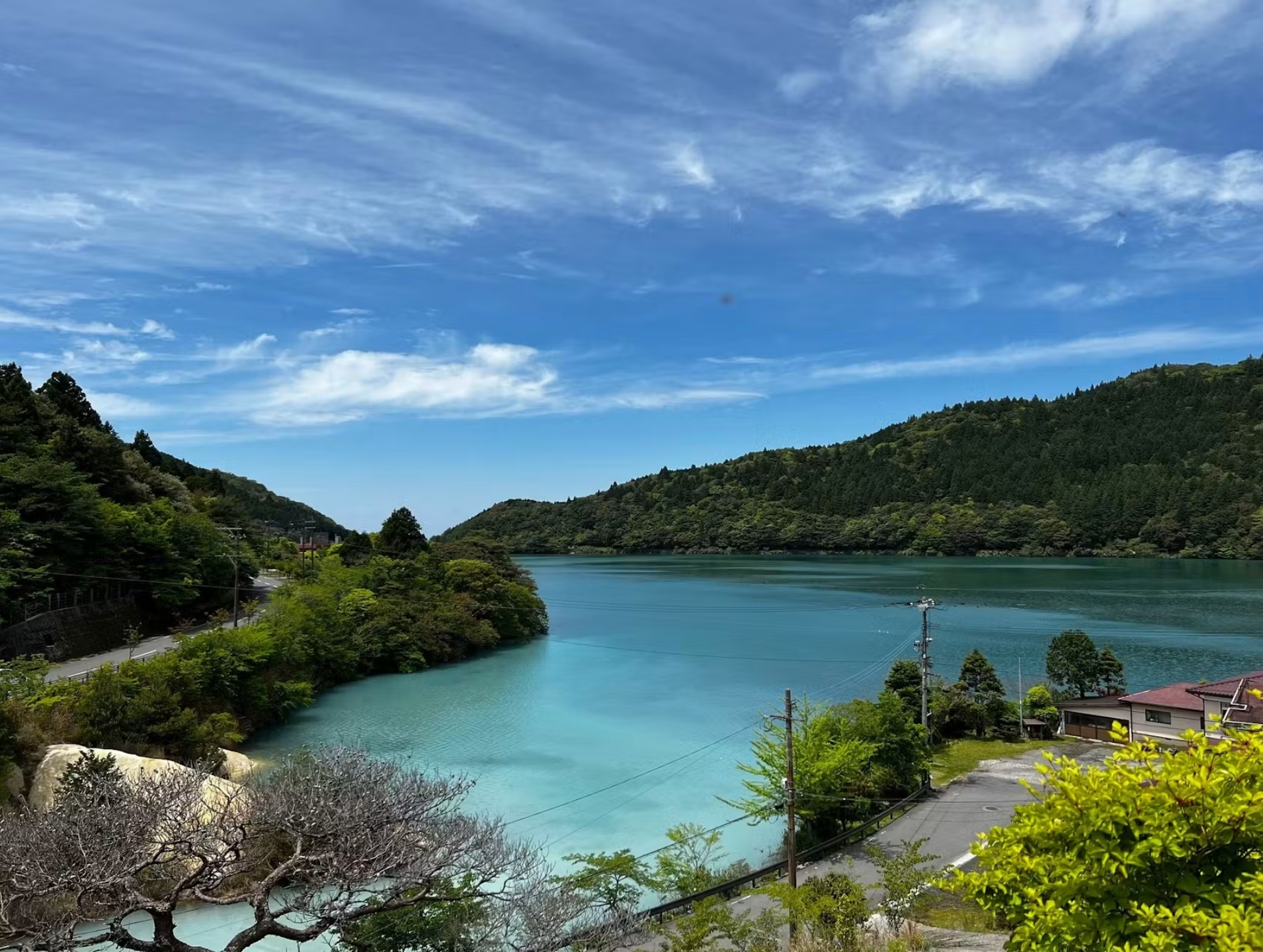 【素泊まり】湖畔の絶景「角部屋・洋室」/専用シャワー・トイレ完備&ワークラウンジ無料【禁煙】