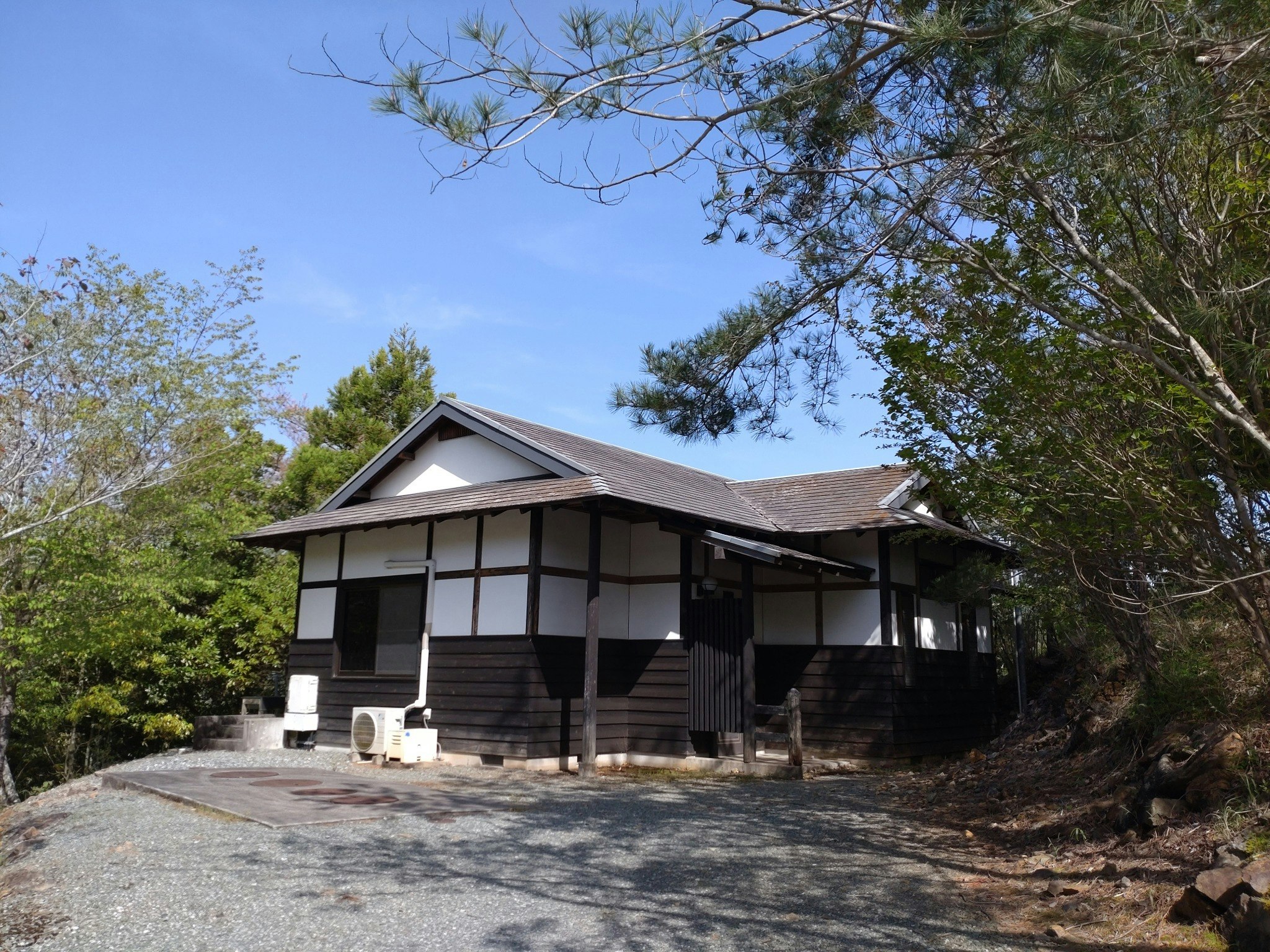 お得!! ご連泊プラン 8名用コテージ