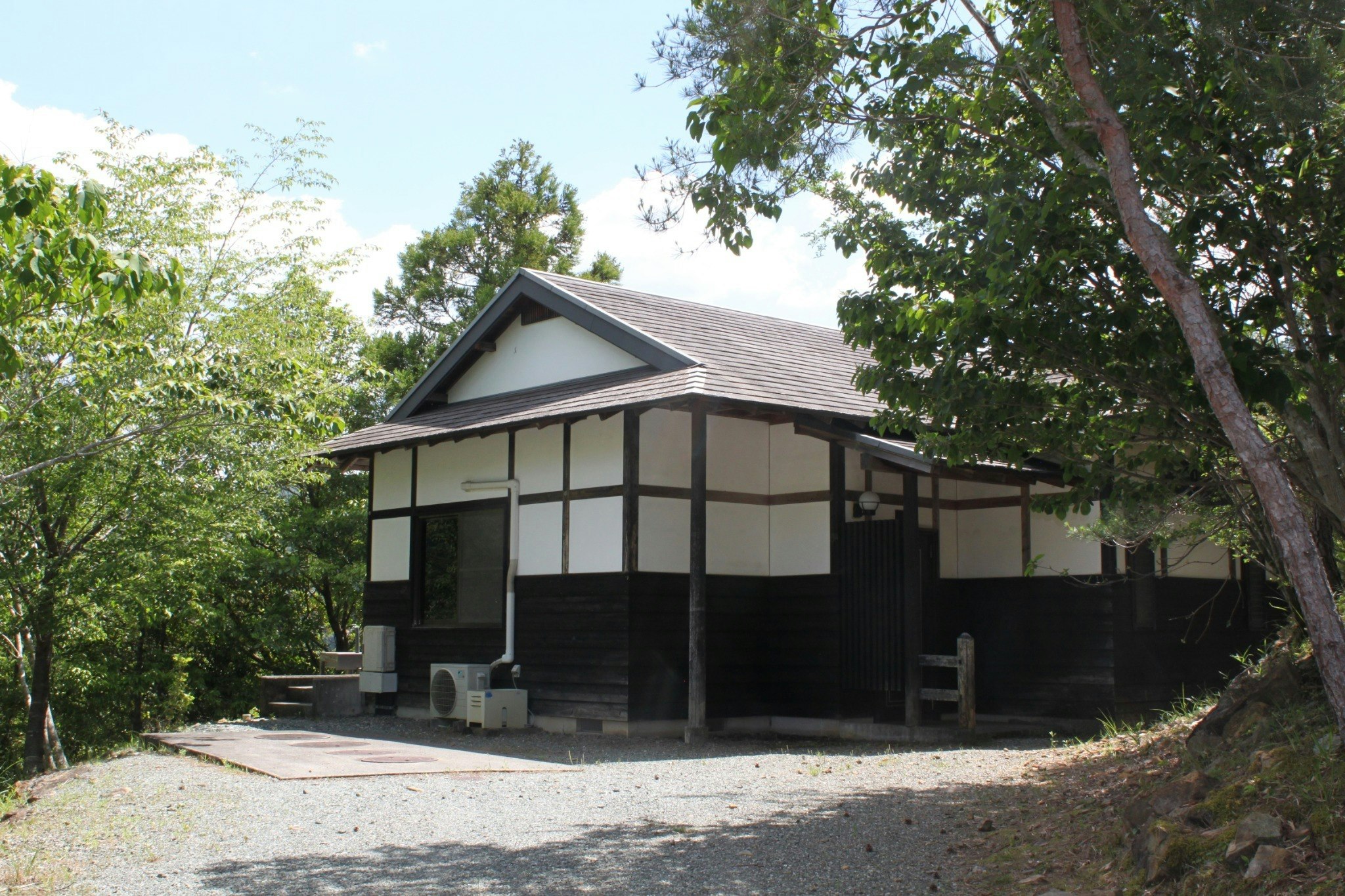  【SW限定】お得に秋旅!2泊で最大割引15,000円超 ★一棟貸し★8名用コテージ