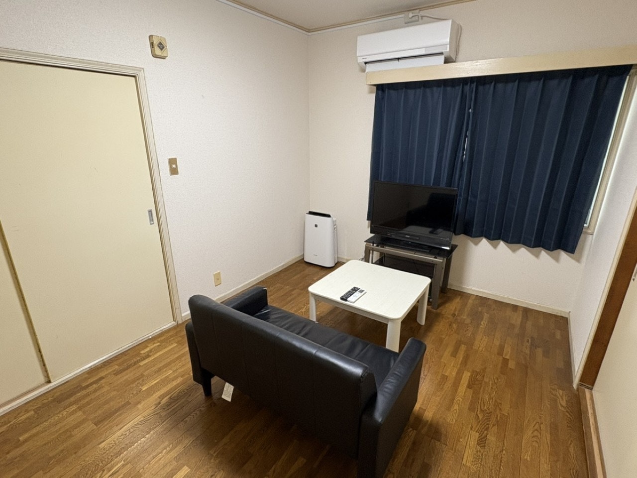 最大5名/新宿・渋谷へのアクセス抜群!/コンビニ、銭湯徒歩2分/Wi-Fi/102号室
