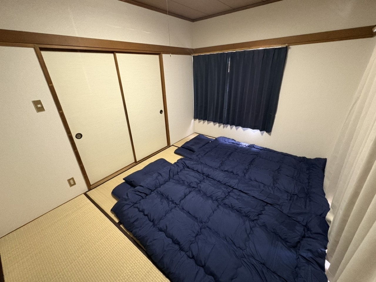 最大5名/新宿・渋谷へのアクセス抜群!/コンビニ、銭湯徒歩2分/Wi-Fi/102号室