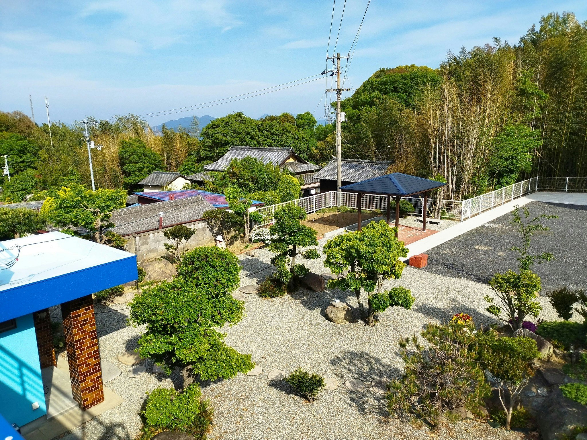 紫雲出山の麓で海迄徒歩5分、250坪の戸建&日本庭園で焚き火OK 1階和室他,居間,台所も貸切OK