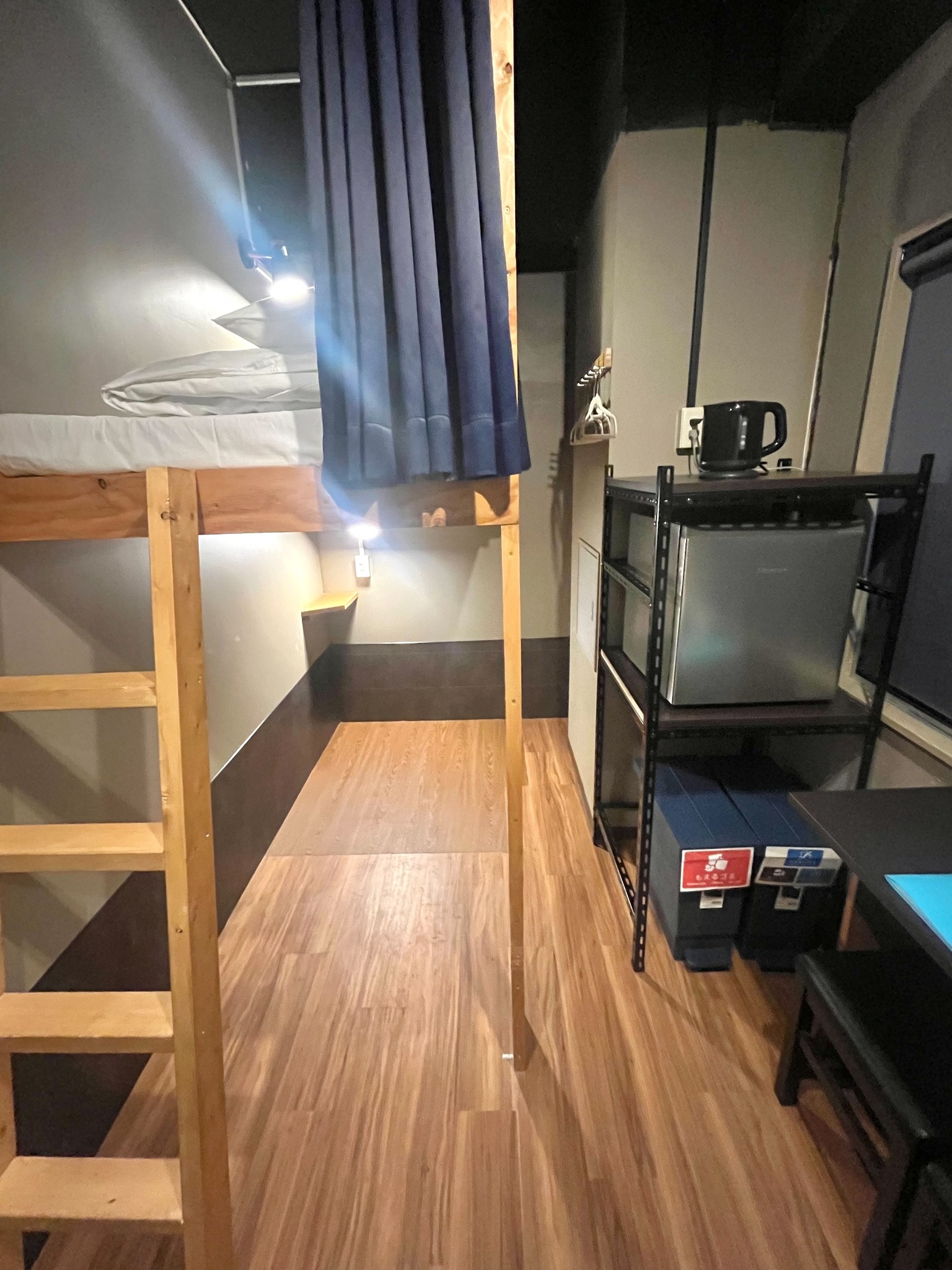 個室1名部屋(ロフトベッド)