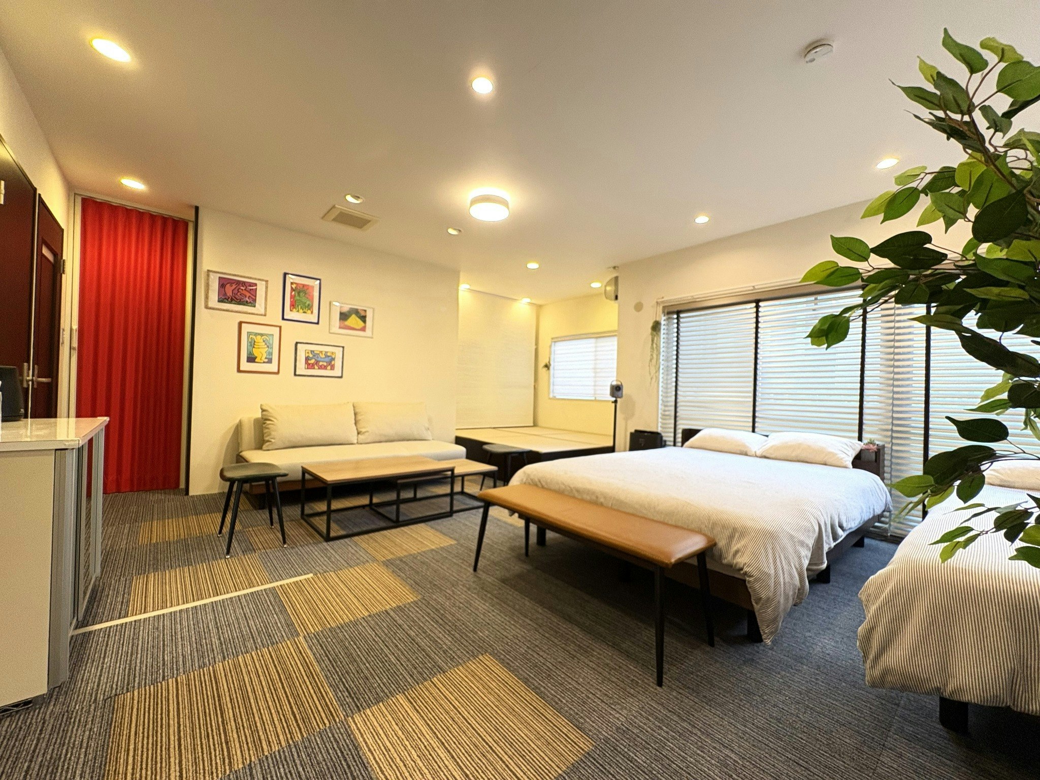 ★202号室★改装2025.Relax-1R46m2☆駐車場1台無料!最大7名様☆天文館徒圏内