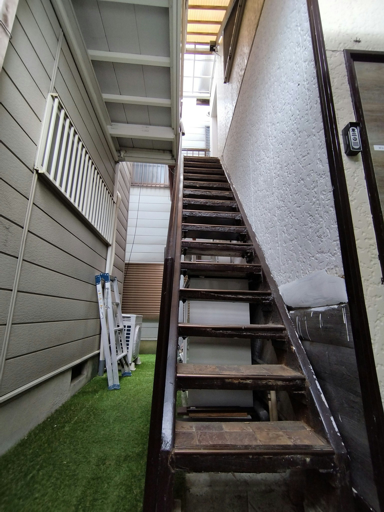 West-2F・ double bed ,bunk beds(2段ベッド),kitchen