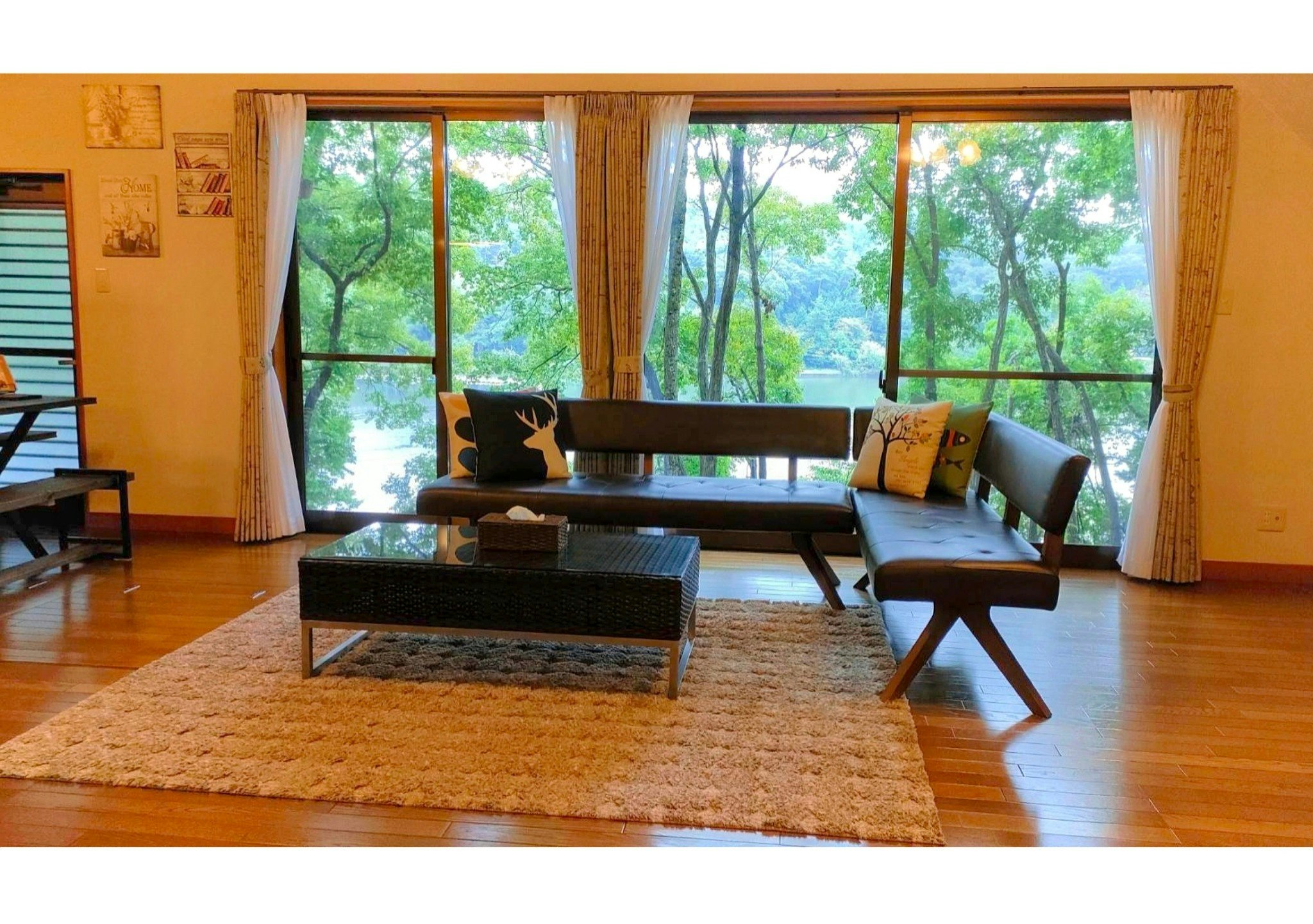 湖が一望できる贅沢なロケーション!貸別荘【時々チョコレート】2024年オープン♪