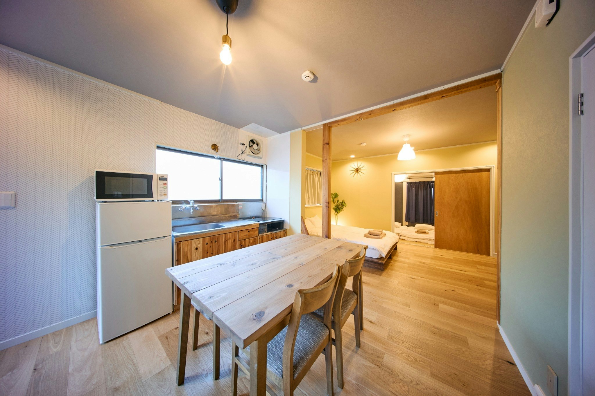 【フタバハイツ201】梅屋敷徒歩5分!リノベーションオープンの5人部屋!