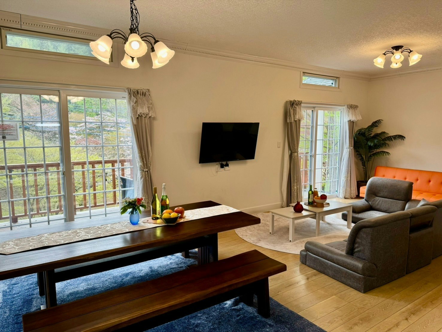 1棟貸切!軽井沢ICから約5分/軽井沢駅から約12分 ワンちゃん同伴OK