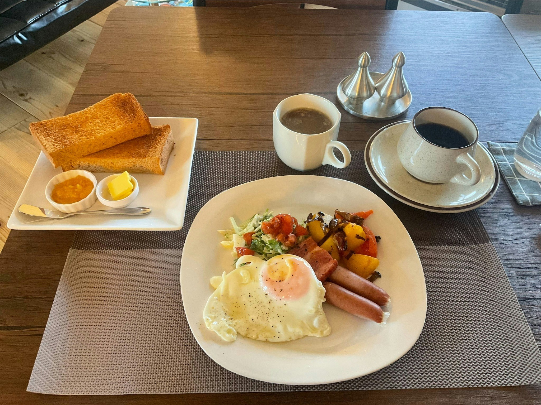 【7月前半限定|朝食つきおひとり貸切プラン】初夏の田んぼ時間&温泉券つき(希望者)
