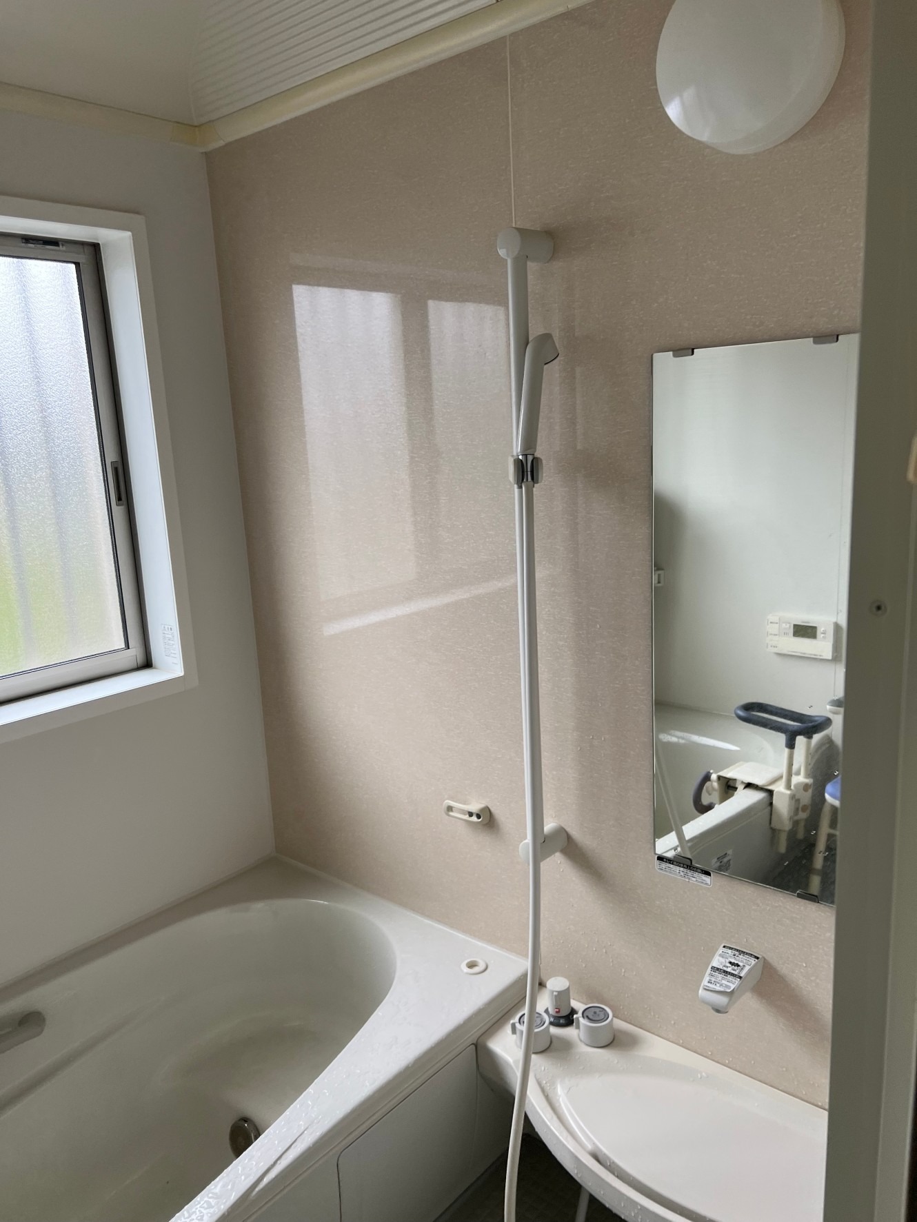 清潔感があり、実家のようにくつろげる和洋室