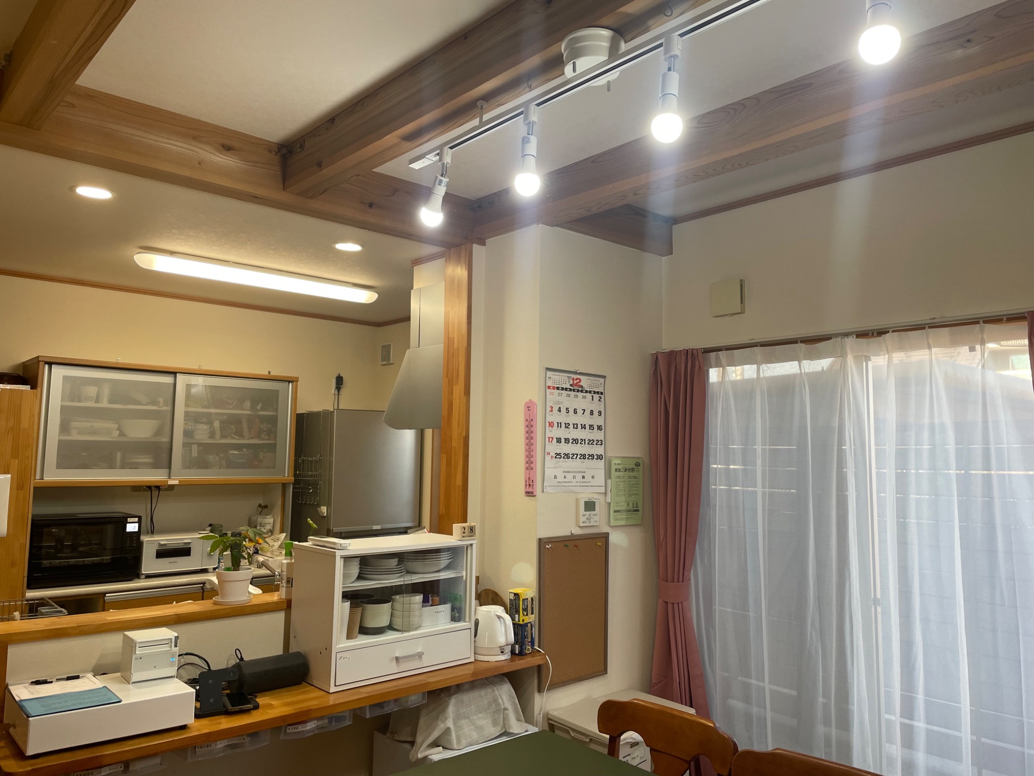 清潔感があり、実家のようにくつろげる和洋室