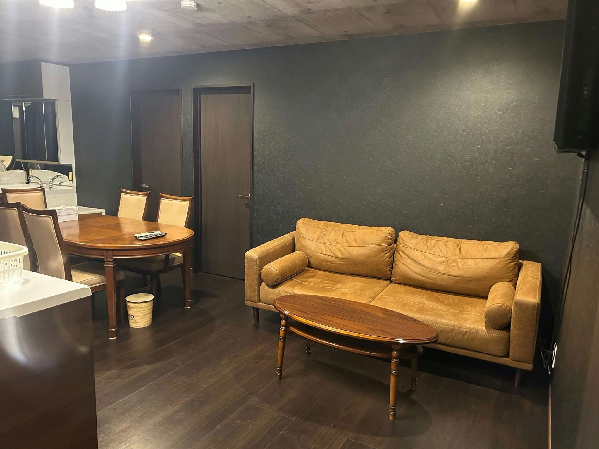 戸倉城壱番館 6名駐車2台 チェックアウト12時