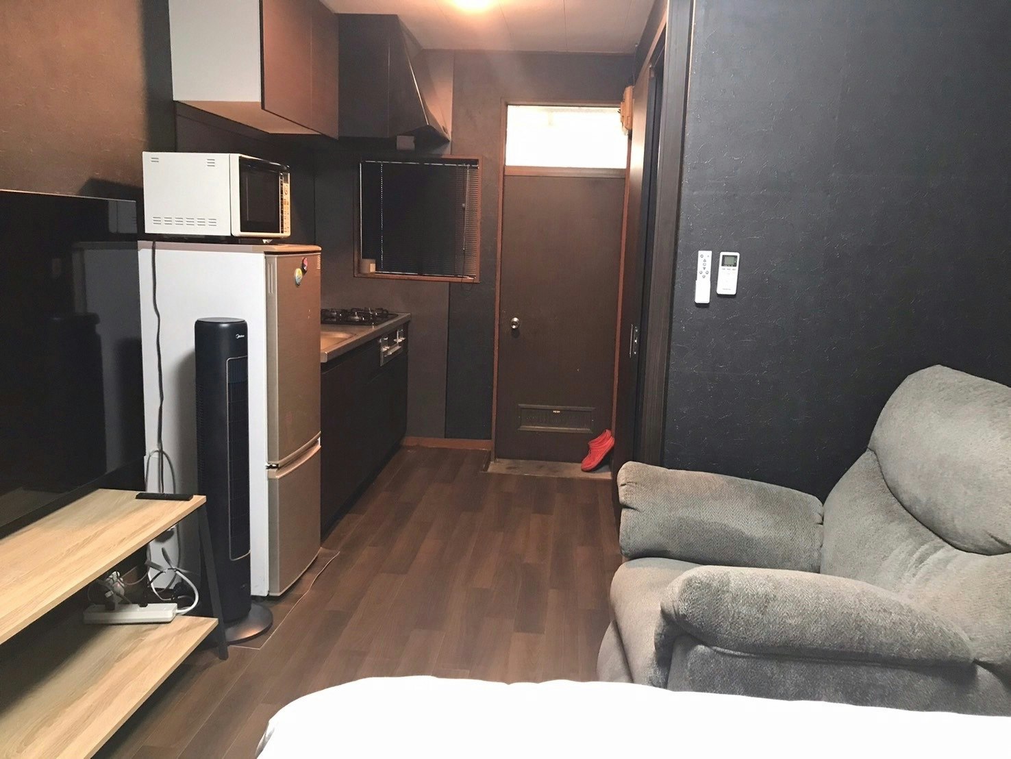 Retro202駐車場1階まんなかチェックアウト12時