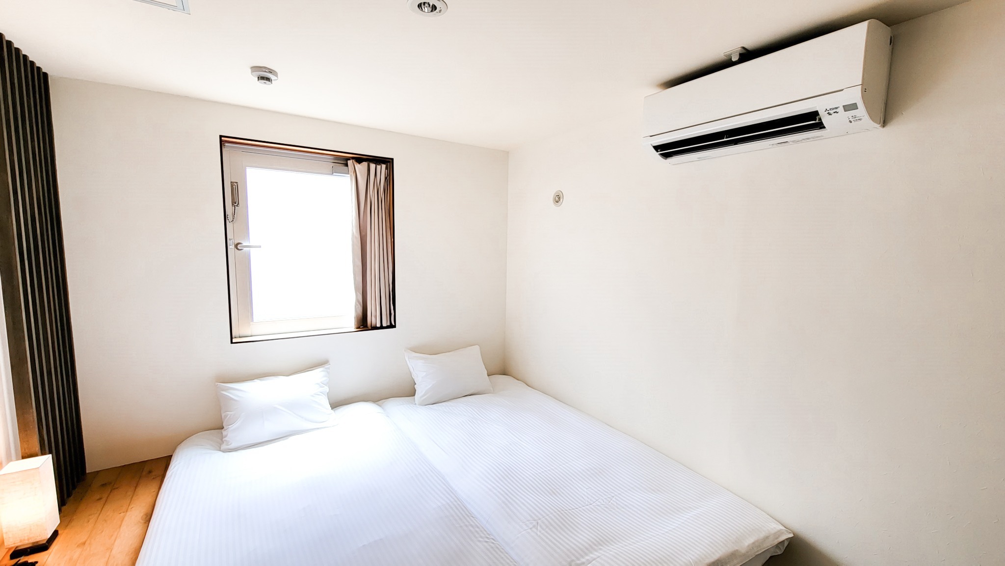 【1~2人部屋・素泊まり】日本の伝統とミニマリズムの調和。畳の宿泊で感じる平穏