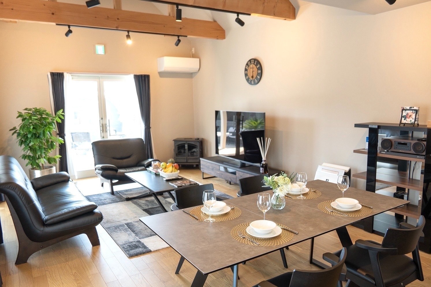 糸島のBBQグリル&サウナ付のプライベートヴィラ|〜波音届くゆったりな時間〜【itotoi】