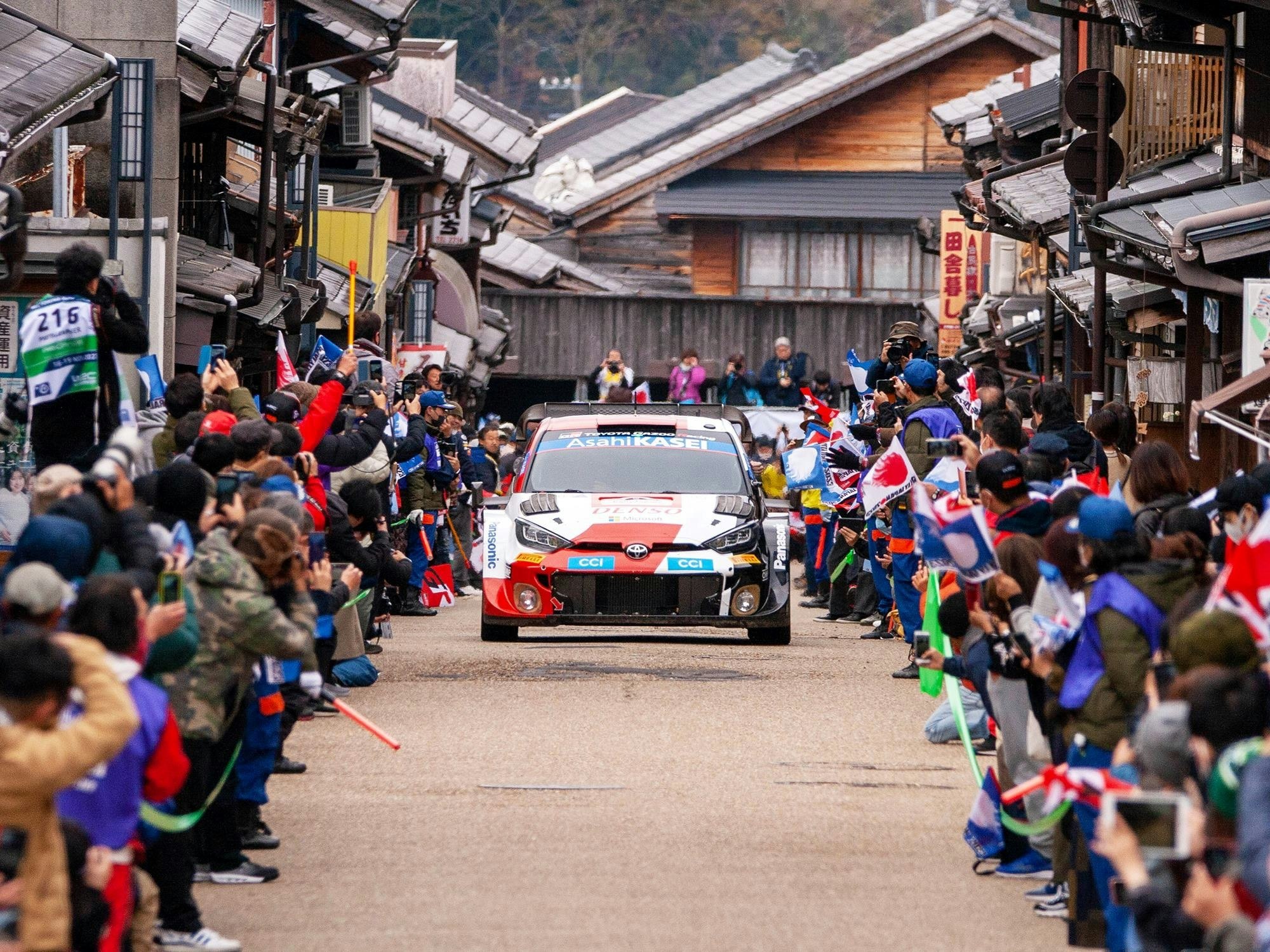 WRCラリージャパン2024 観戦2名分チケット付 宿泊プラン[バンガロー]早朝弁当付 早い者勝ち!