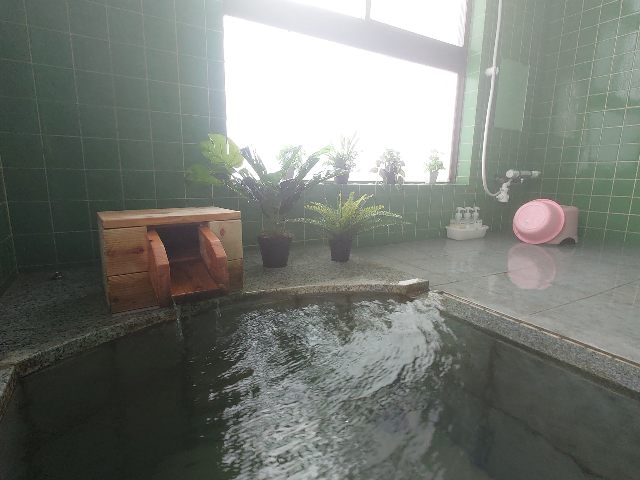 鳴子温泉郷♨ 鳴子峡にほど近い源泉かけ流しの温泉付き貸別荘『BRAND NEW DAY』
